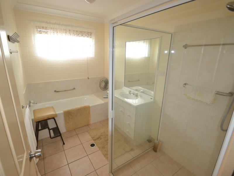 30 John st, Bowen QLD 4805