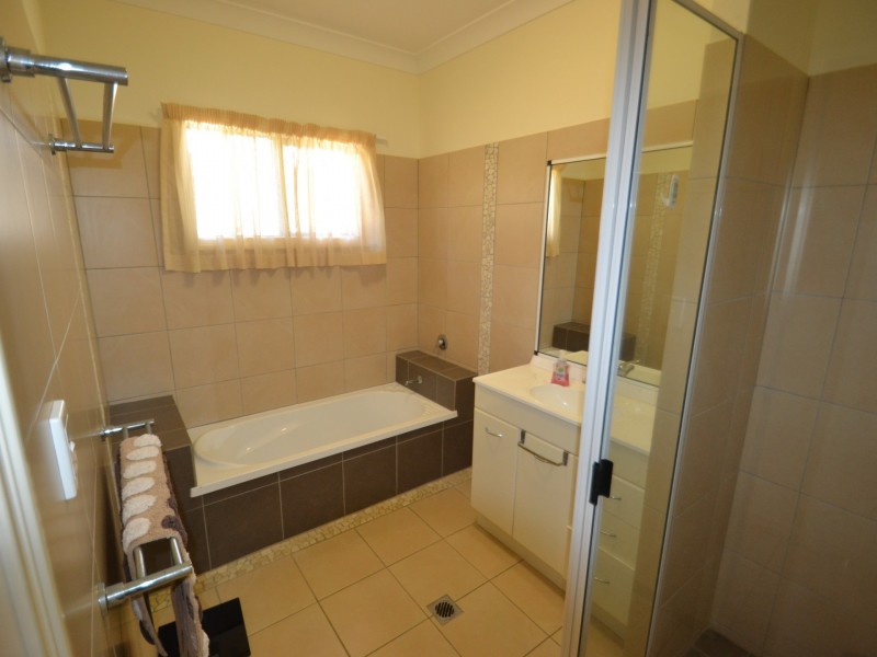20 Lucinda Place, Bowen QLD 4805