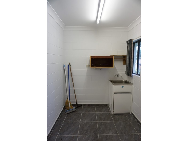 8 Toms Court, Bowen QLD 4805