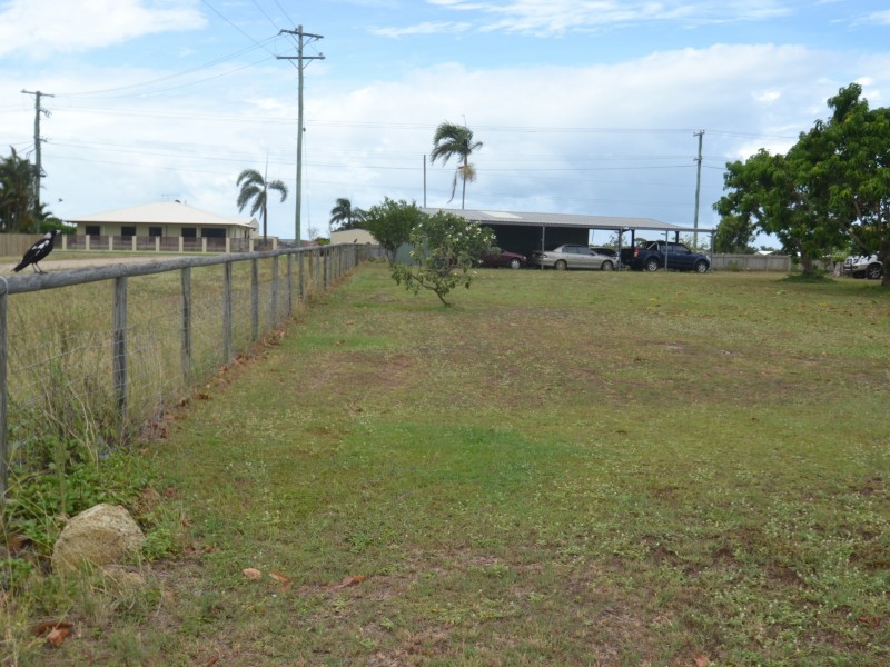 59 Flemington rd, Bowen QLD 4805