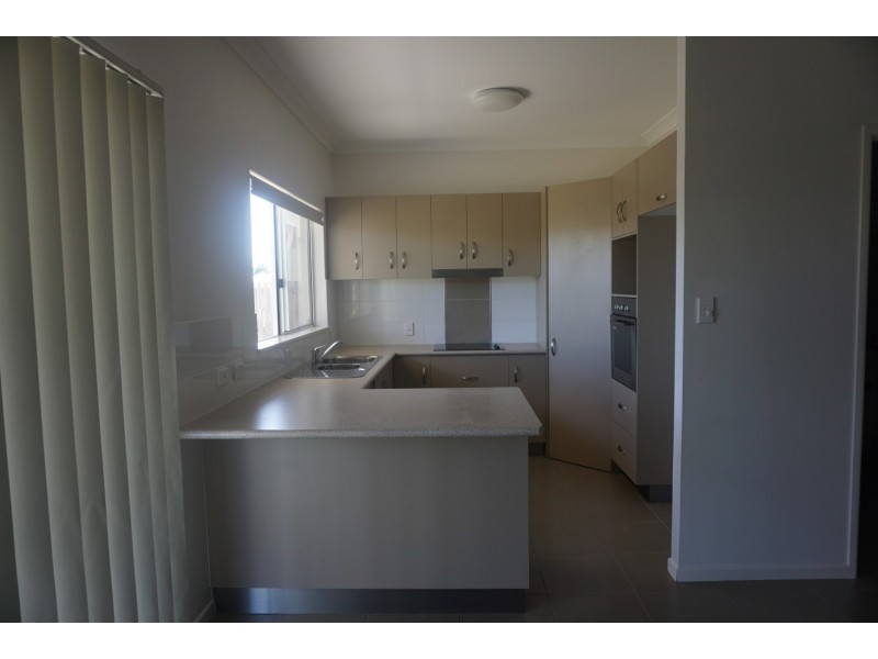 1 First Close, Bowen QLD 4805