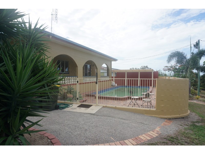 31 Mitchell Street, Bowen QLD 4805