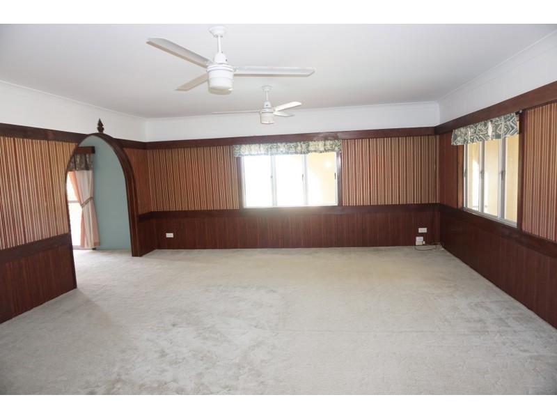 31 Mitchell Street, Bowen QLD 4805