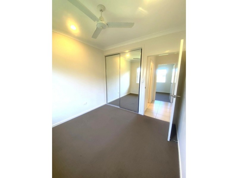 27 Seabreeze Crescent, Bowen QLD 4805