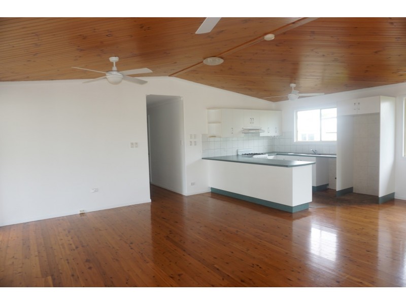 9 Toms Court, Bowen QLD 4805