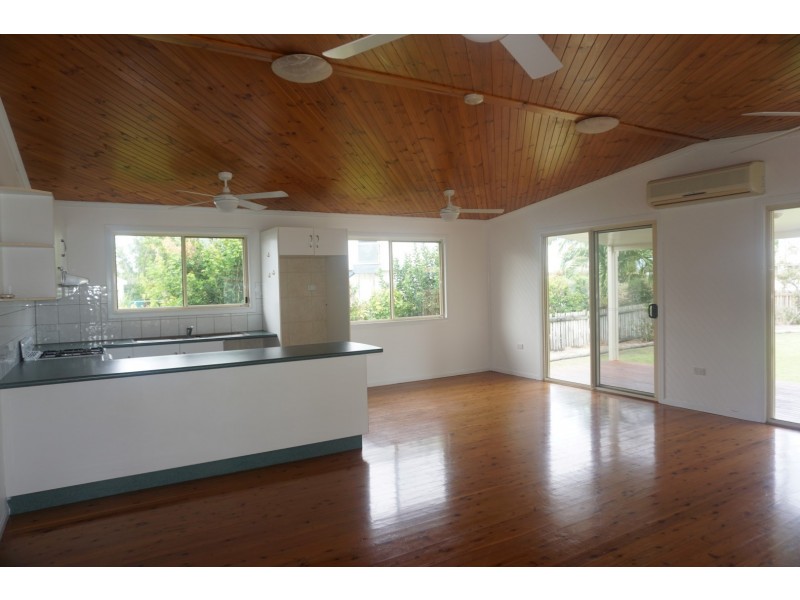 9 Toms Court, Bowen QLD 4805