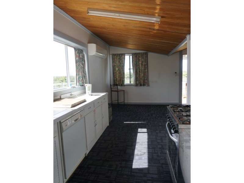 19393 Bruce Highway, Bowen QLD 4805