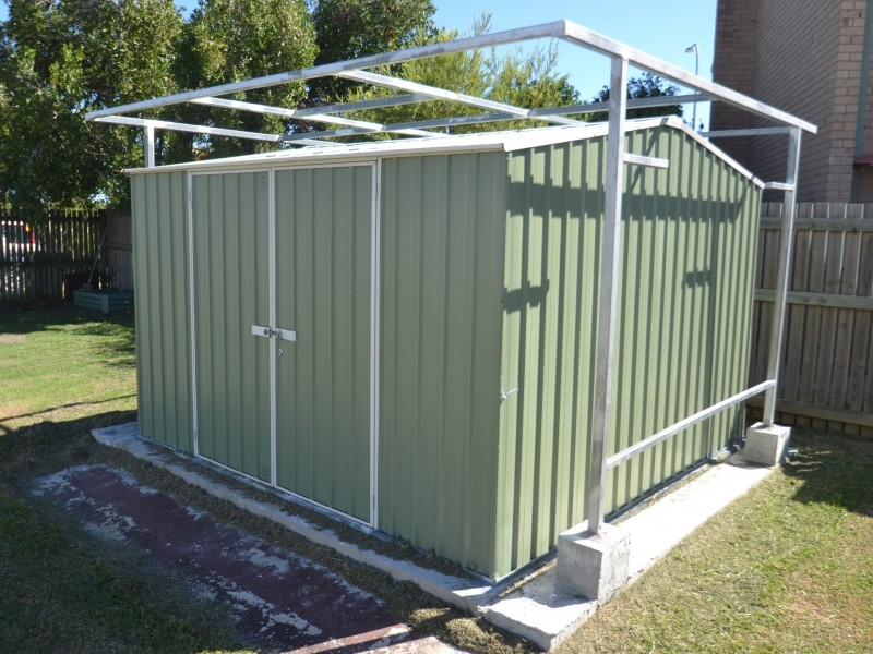 4 Darwen st, Bowen QLD 4805