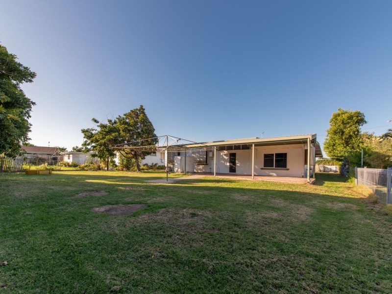 137 Herbert Street, Bowen QLD 4805