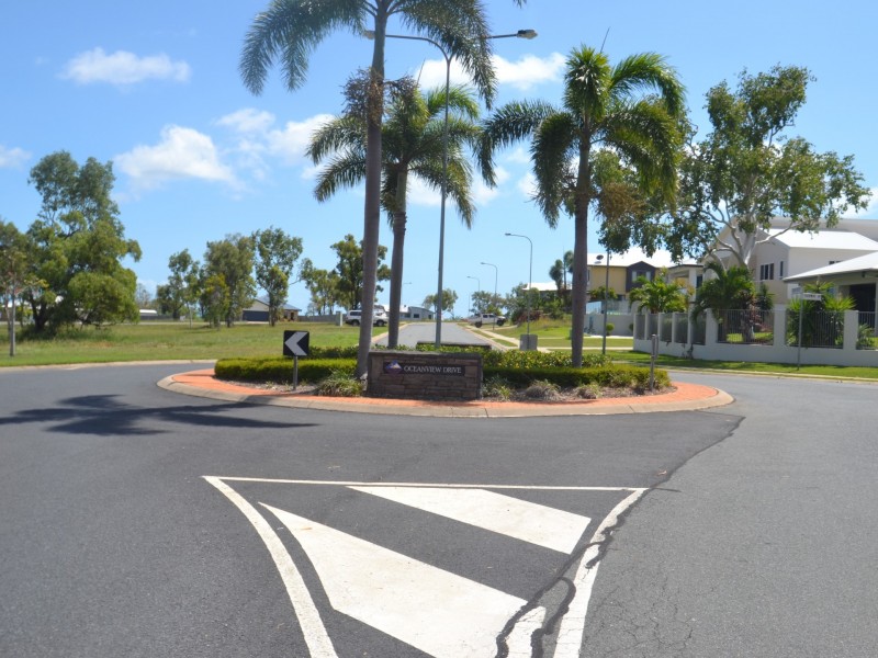 92 Ocean View Drive, Bowen QLD 4805