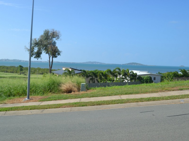 92 Ocean View Drive, Bowen QLD 4805