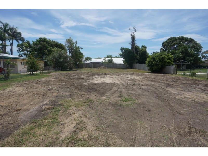 10 Marshall Street, Bowen QLD 4805