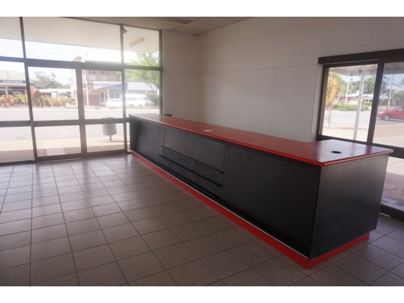 15 Herbert Street, Bowen QLD 4805