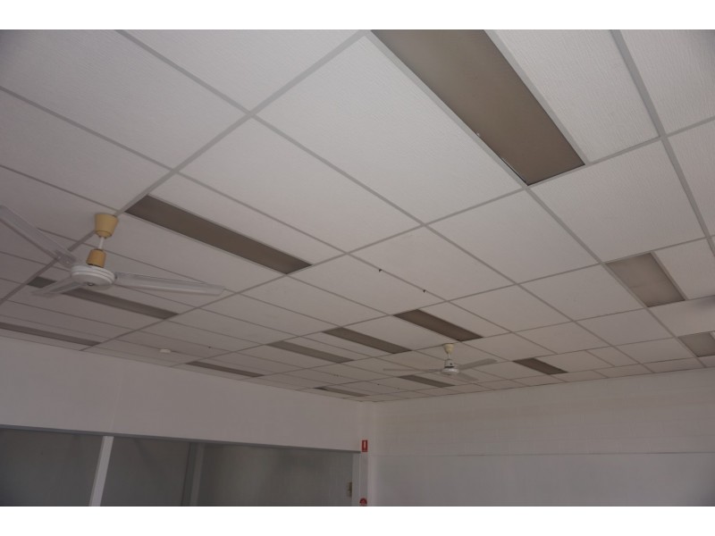 15 Herbert Street, Bowen QLD 4805