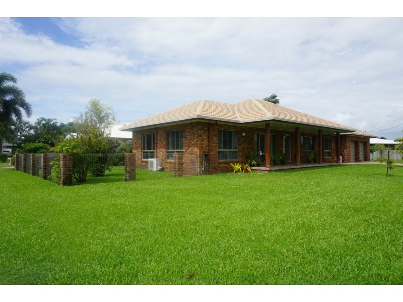 29 Bryant Avenue, Bowen QLD 4805