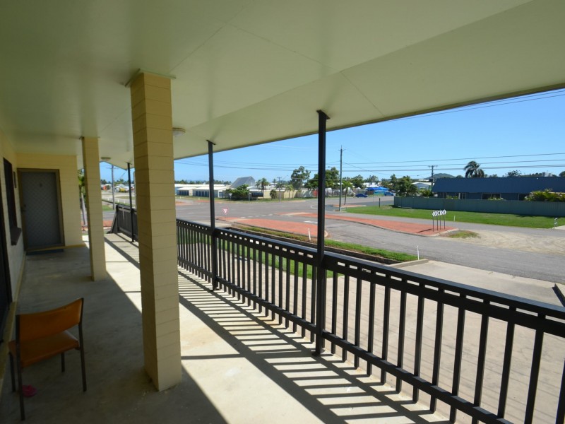 Unit 3/10 Sinclair Street, Bowen QLD 4805