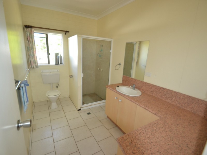 Unit 3/10 Sinclair Street, Bowen QLD 4805