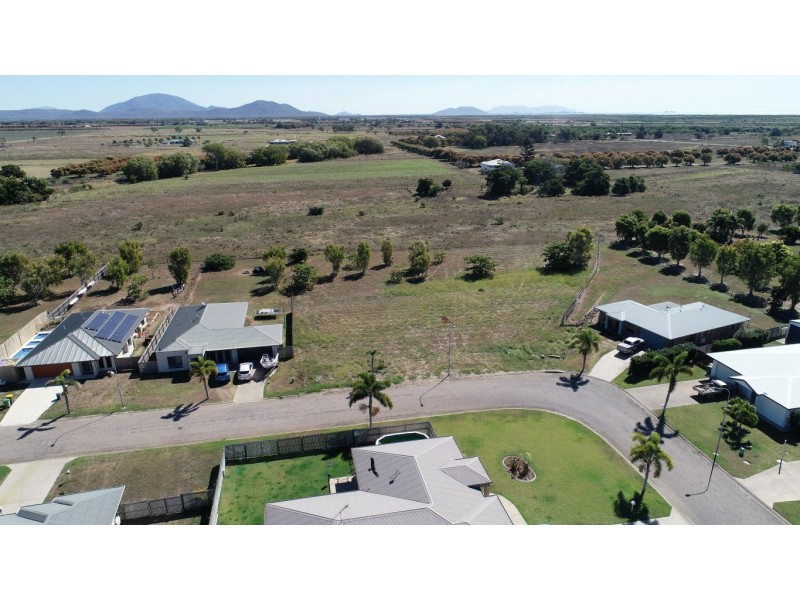 26 Lucinda Place, Bowen QLD 4805