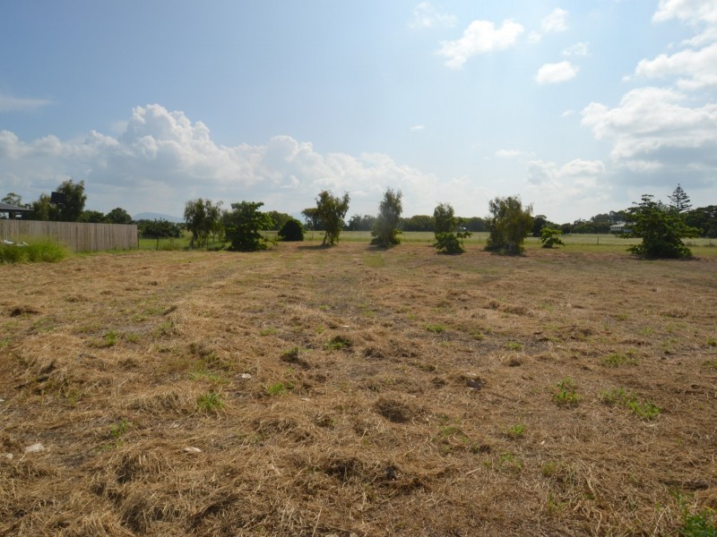 26 Lucinda Place, Bowen QLD 4805