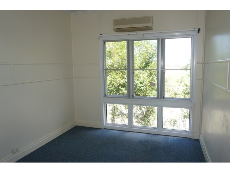 2 Herbert Street, Bowen QLD 4805