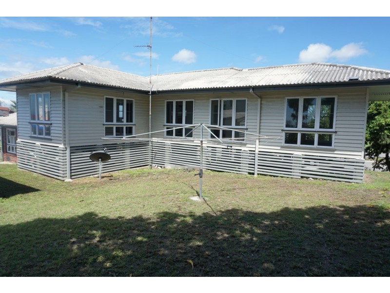2 Herbert Street, Bowen QLD 4805