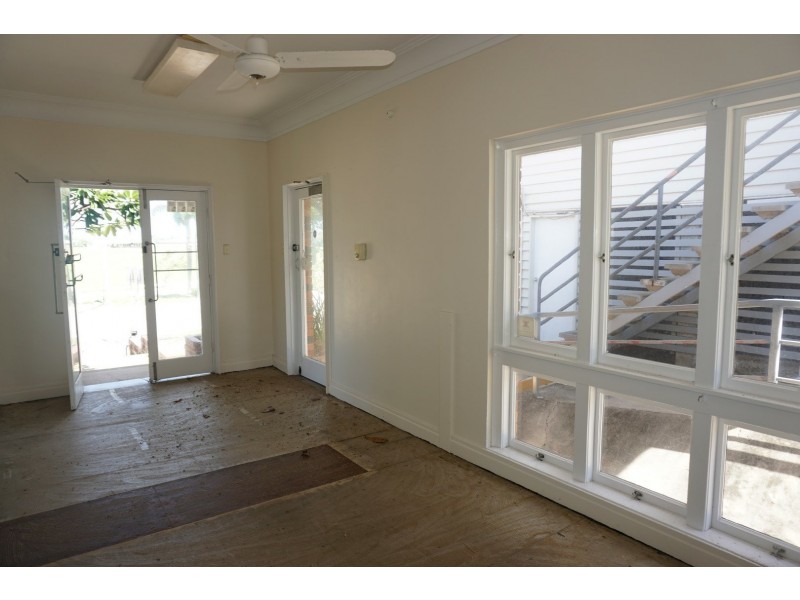 2 Herbert Street, Bowen QLD 4805