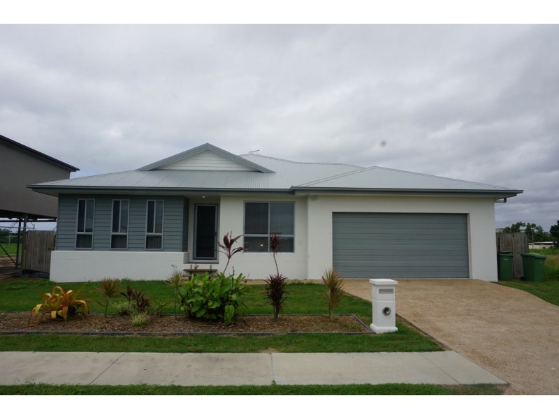 11 Baker Street, Bowen QLD 4805