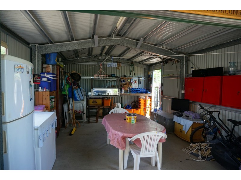 14 Edgecombe Avenue, Bowen QLD 4805