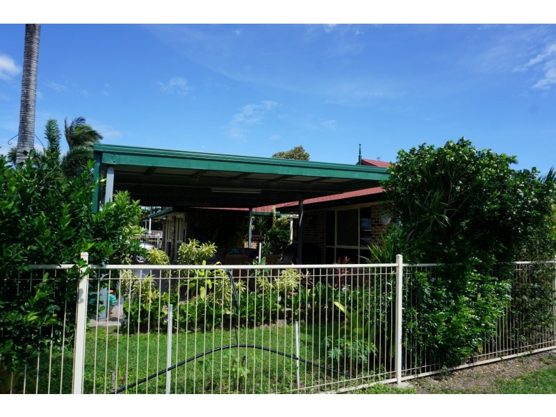14 Edgecombe Avenue, Bowen QLD 4805