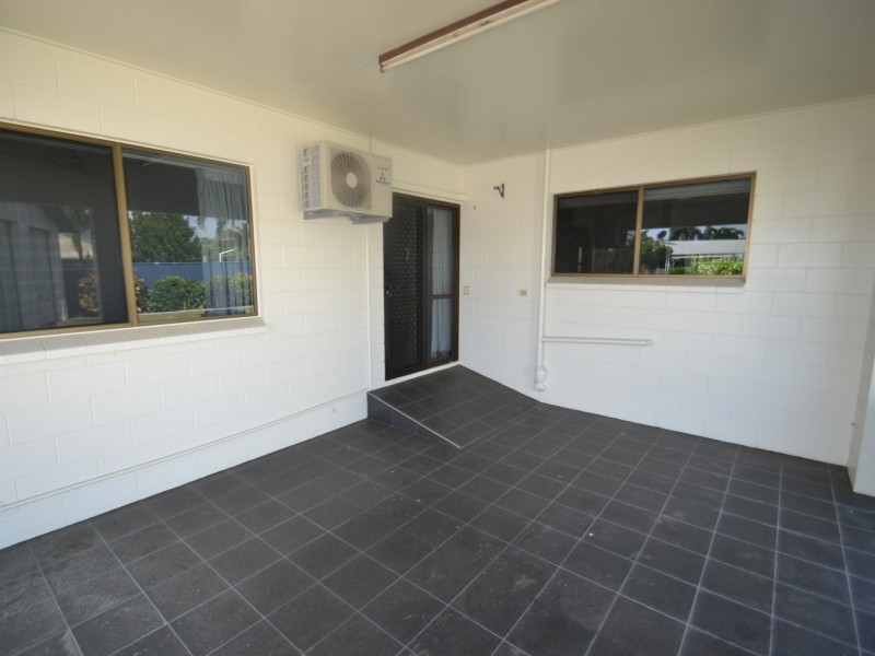 8 Toms Crt, Bowen QLD 4805