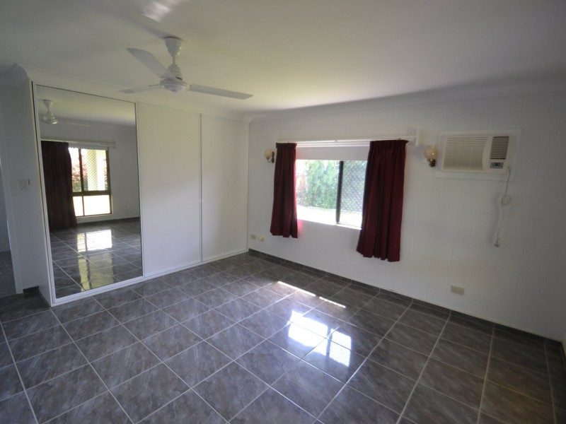 8 Toms Crt, Bowen QLD 4805