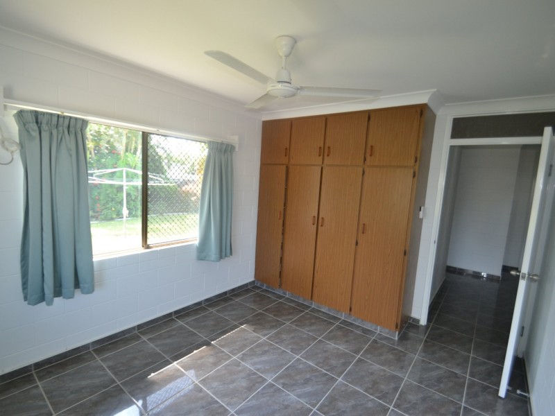 8 Toms Crt, Bowen QLD 4805