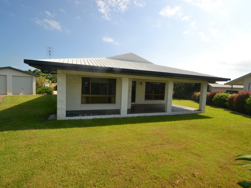 8 Toms Crt, Bowen QLD 4805