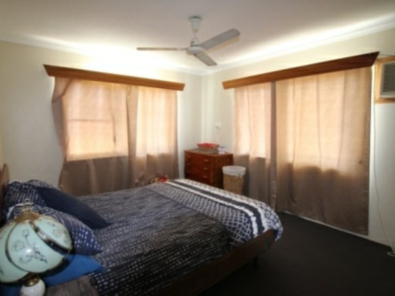 4 Casuarina Street, Bowen QLD 4805