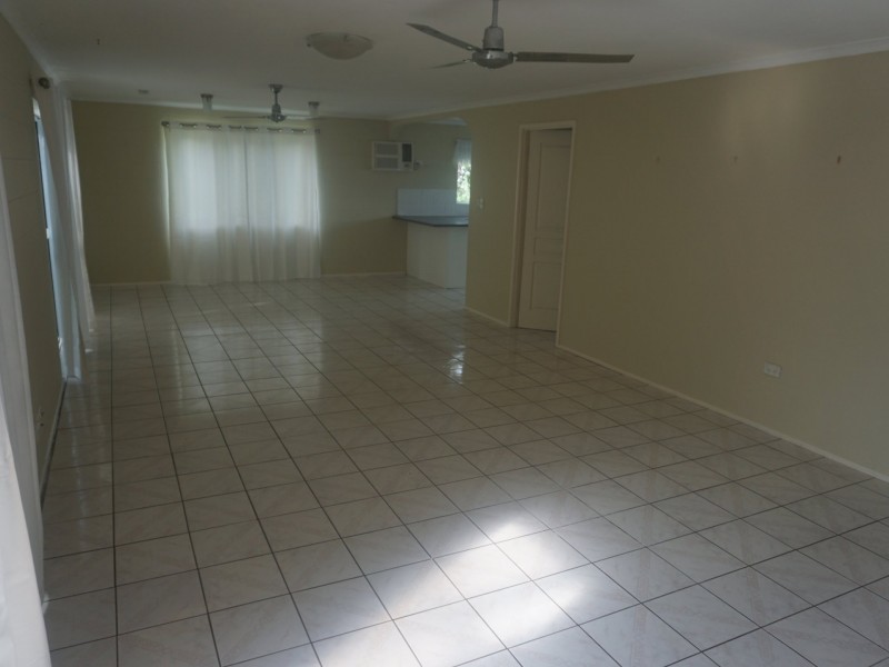 7 Sunset Crescent, Bowen QLD 4805