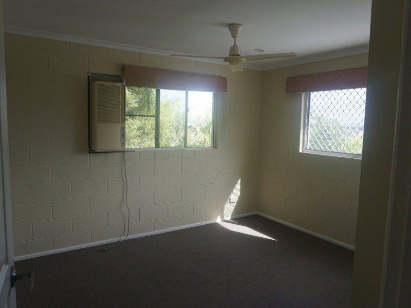 7 Sunset Crescent, Bowen QLD 4805