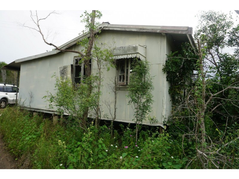 114 Euri Creek Road, Bowen QLD 4805