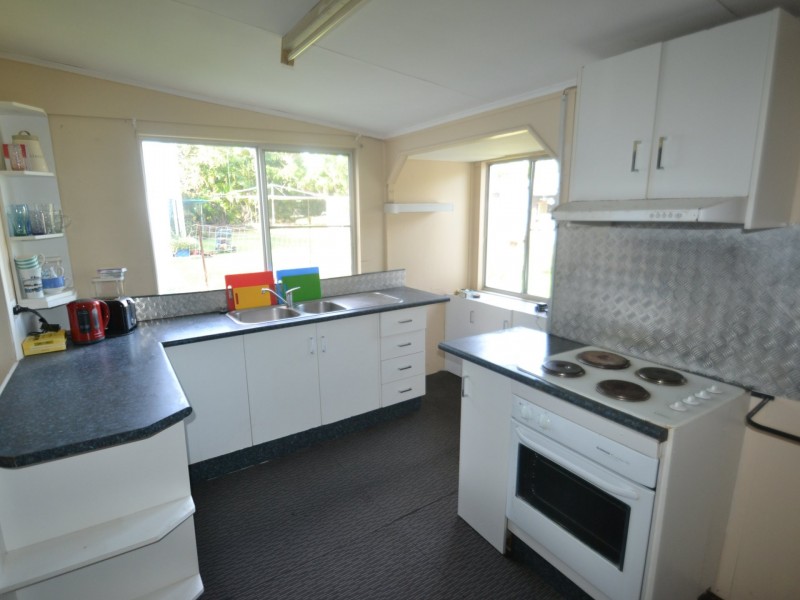 123 Powell st, Bowen QLD 4805