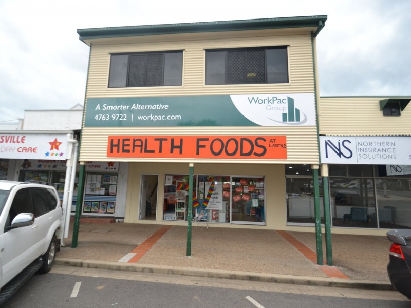 24 Herbert st, Bowen QLD 4805