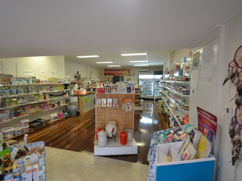 24 Herbert st, Bowen QLD 4805