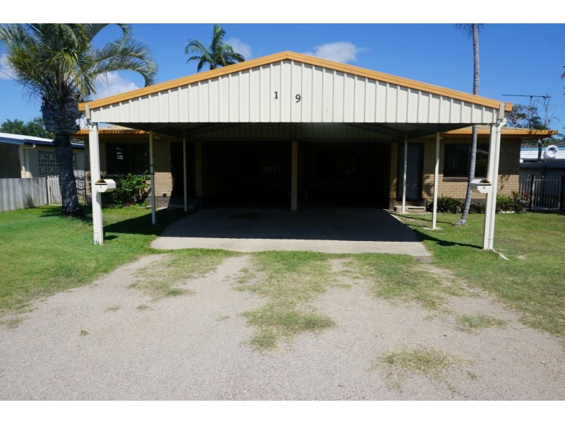 19 Argyle Street, Bowen QLD 4805
