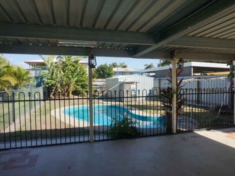 19 Argyle Street, Bowen QLD 4805