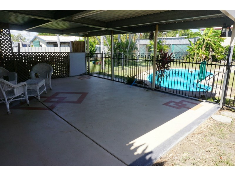 19 Argyle Street, Bowen QLD 4805