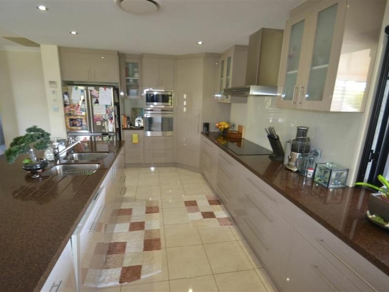 2-4 Marine Parade, Bowen QLD 4805