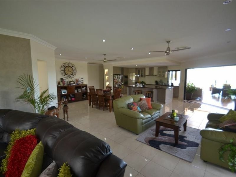 2-4 Marine Parade, Bowen QLD 4805