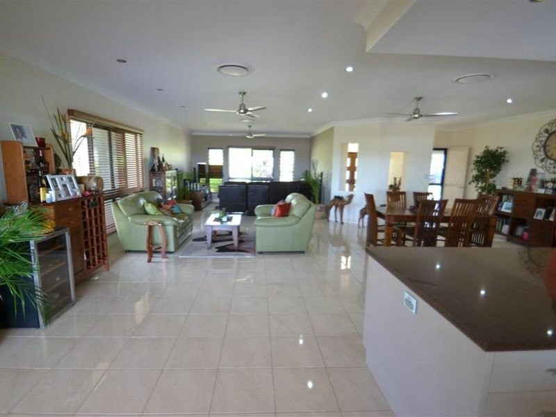 2-4 Marine Parade, Bowen QLD 4805