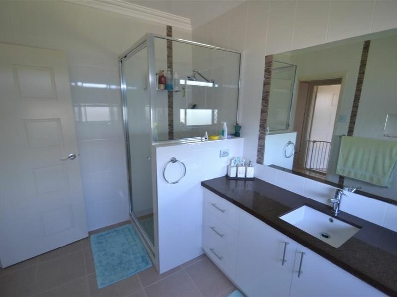 2-4 Marine Parade, Bowen QLD 4805