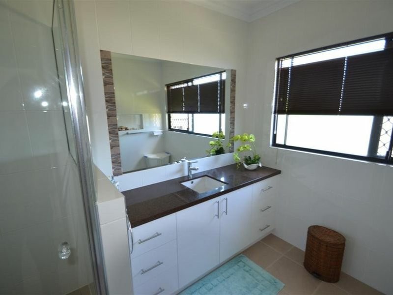 2-4 Marine Parade, Bowen QLD 4805