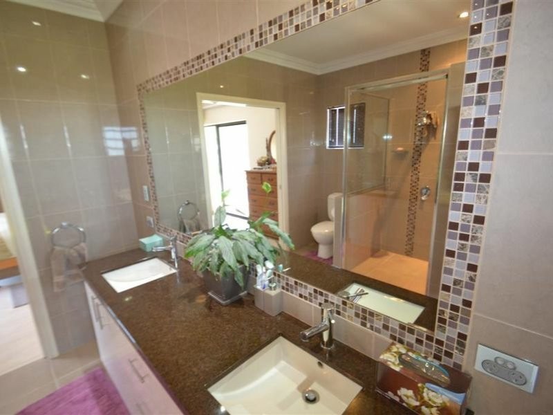 2-4 Marine Parade, Bowen QLD 4805