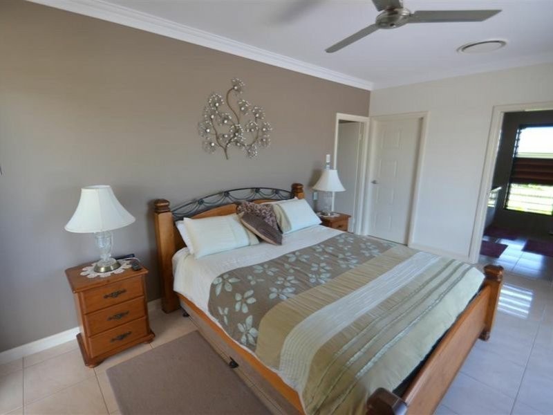 2-4 Marine Parade, Bowen QLD 4805